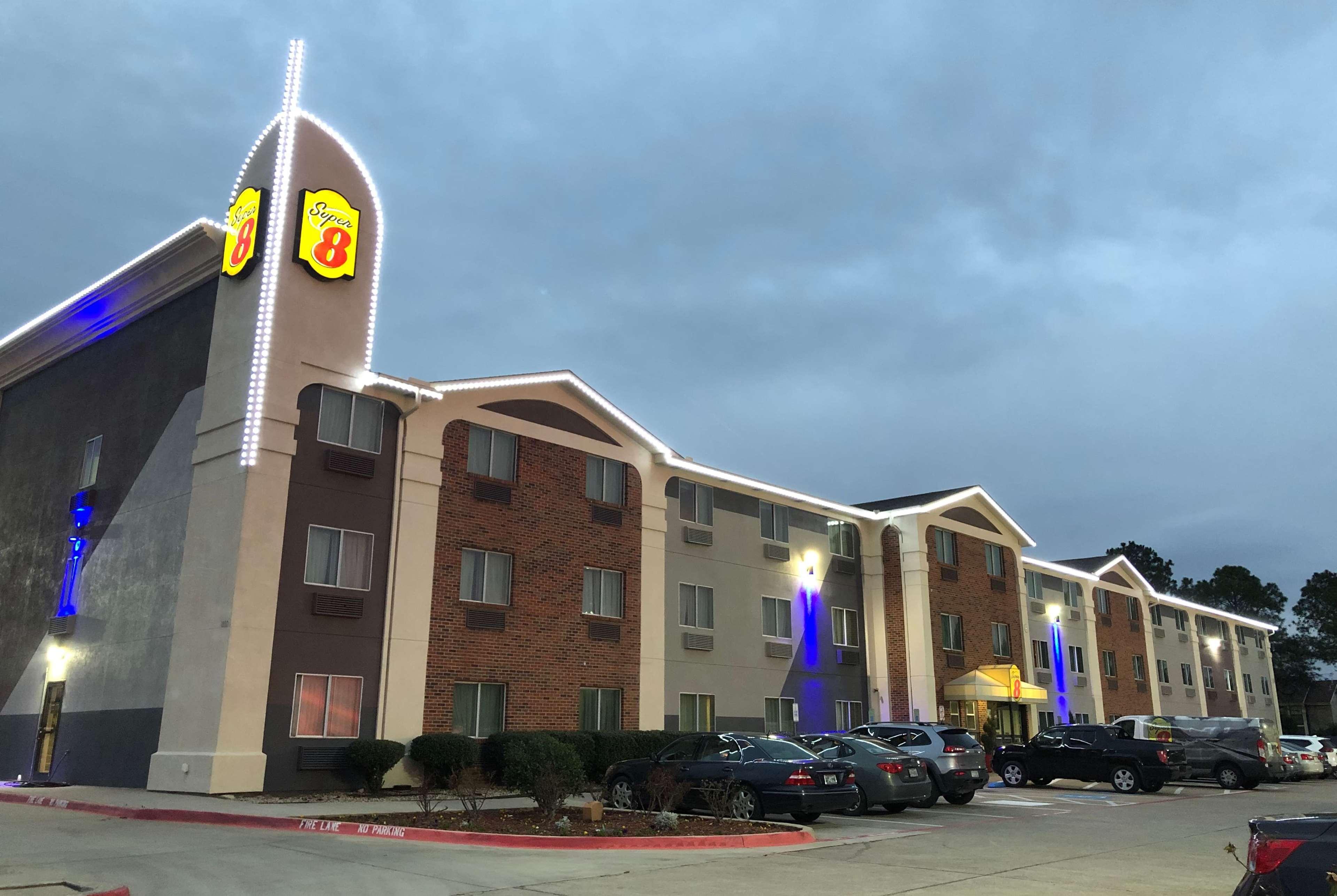 ซูเปอร์ 8 บาย วินด์แฮม เบทฟอร์ด แอร์พอร์ต เวสต์ Motel เบดฟอร์ด ภายนอก รูปภาพ