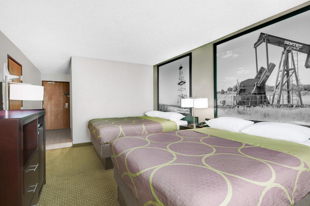 ซูเปอร์ 8 บาย วินด์แฮม เบทฟอร์ด แอร์พอร์ต เวสต์ Motel เบดฟอร์ด ภายนอก รูปภาพ