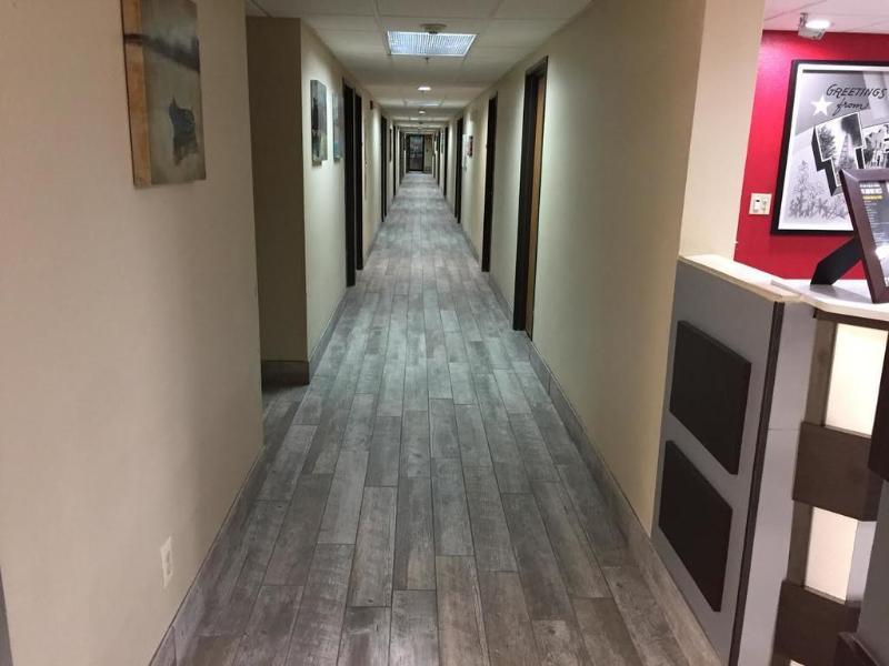 ซูเปอร์ 8 บาย วินด์แฮม เบทฟอร์ด แอร์พอร์ต เวสต์ Motel เบดฟอร์ด ภายนอก รูปภาพ